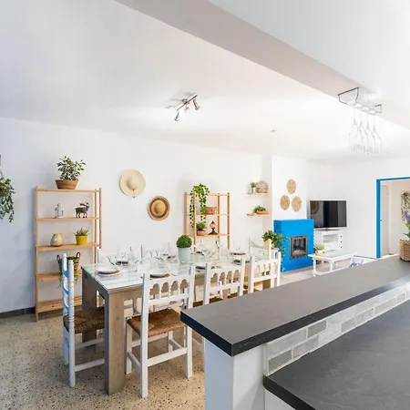 Holiday home Calma Azul - 3br - Terrace & - Ac Wifi - 8 Guests *